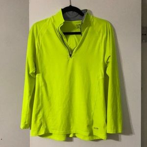 Athletic long sleeve top